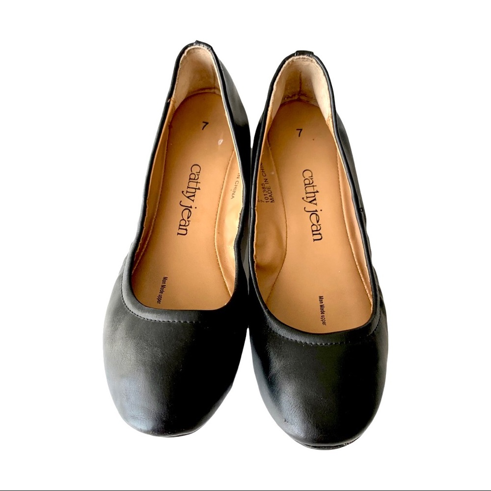 Cathy Jean Black Leather Flats